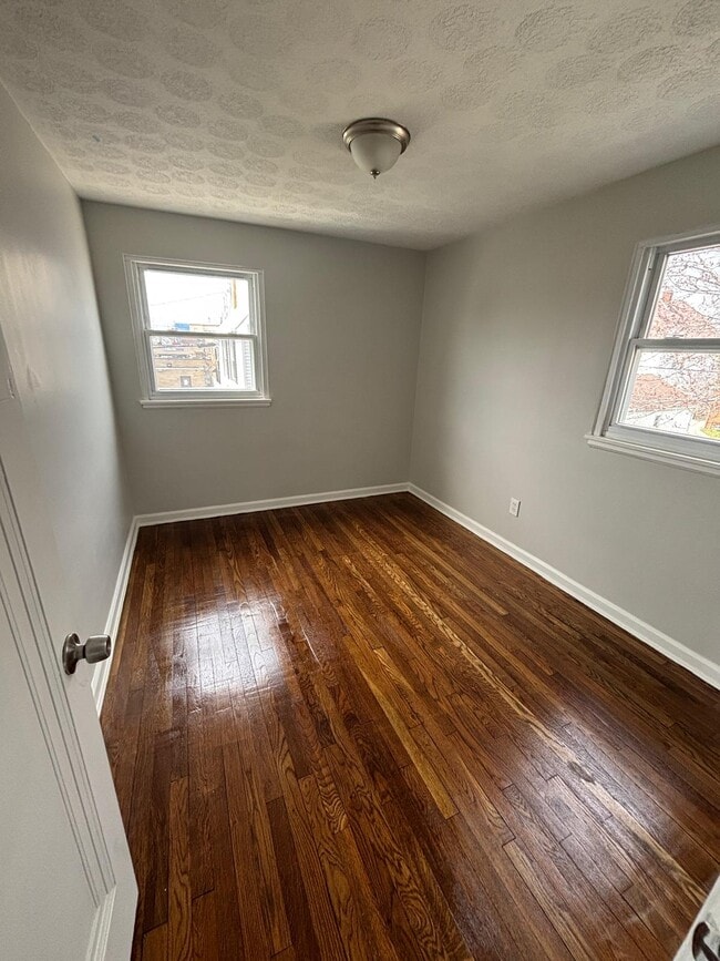 Building Photo - 18603 Arrowhead Ave