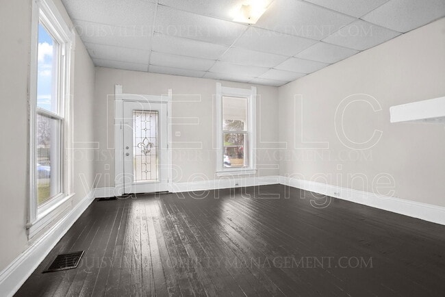 Building Photo - 435 Amy Ave