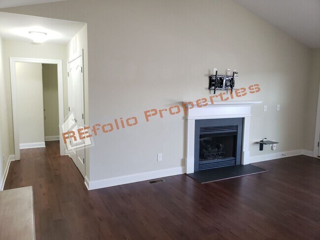 Building Photo - Amazing 3-Bedroom Ranch with a 2-Car Garag...