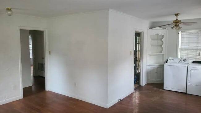 Building Photo - 2613 Alexander Ave