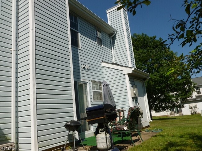Building Photo - 408 Hawkshead Way