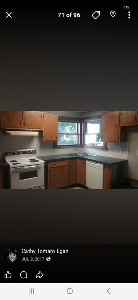 Building Photo - 2017 Green Ridge St