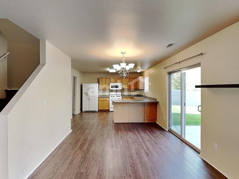 Building Photo - 2776 Willow Way