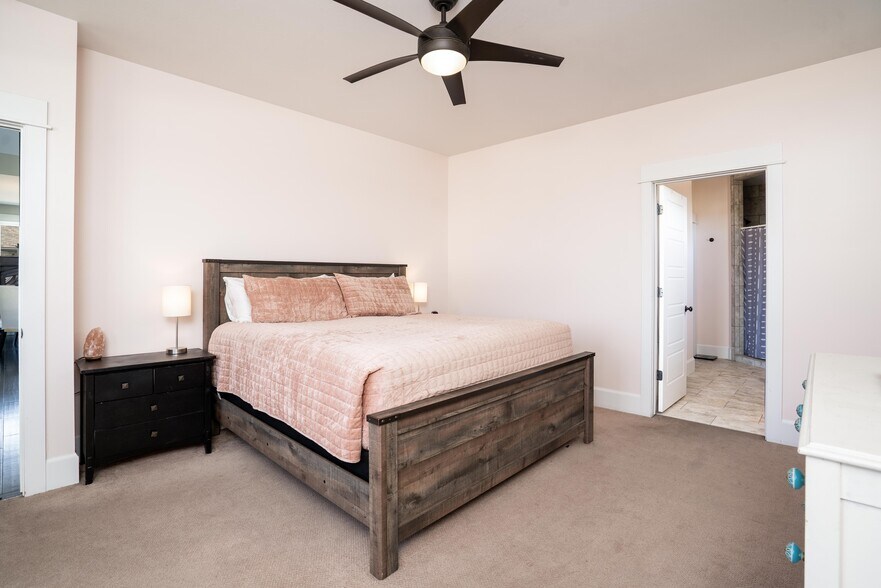 Primary Bedroom - 2421 Lasso Ave