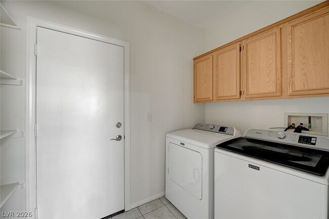 Building Photo - 10474 Precliffs Ct