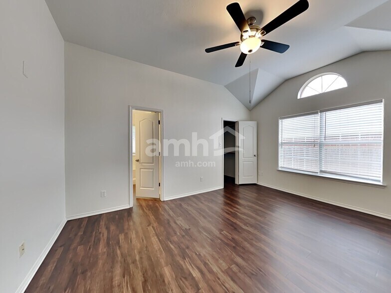 Building Photo - 6116 Brookknoll Dr