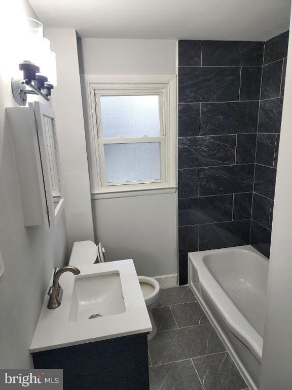 Building Photo - 5468 Drexel Ave