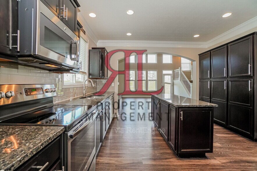 Building Photo - 567 Eagle Walk Rd