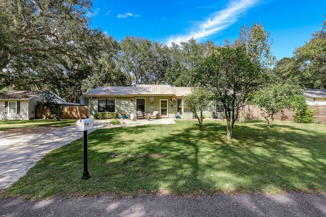 Building Photo - 2113 Talbot Ct