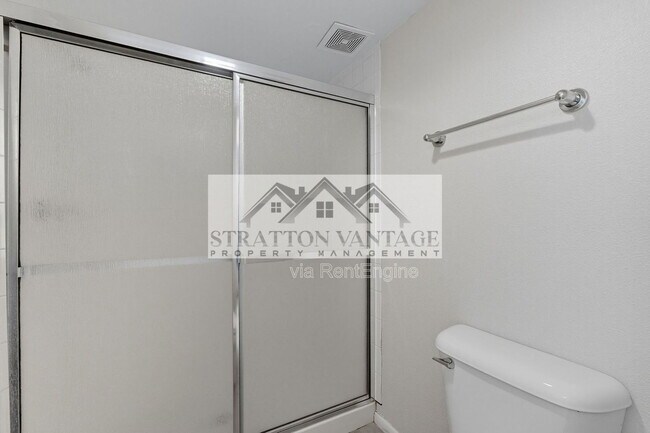 Building Photo - 4114 E Calle Redonda