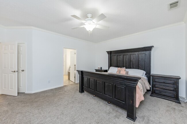 Building Photo - 15826 Jamie Lee Dr