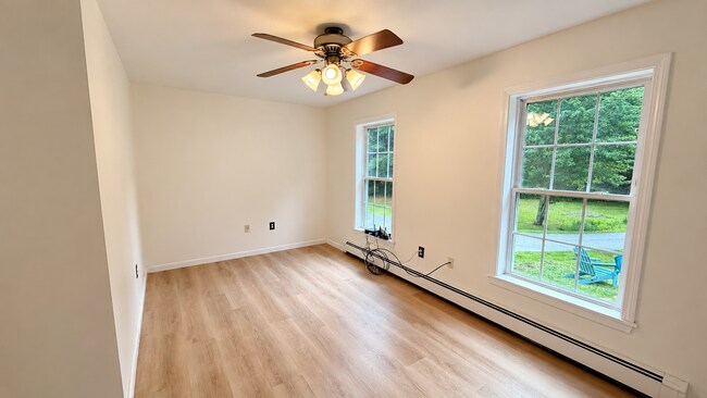 Building Photo - 22 White Dove Dr