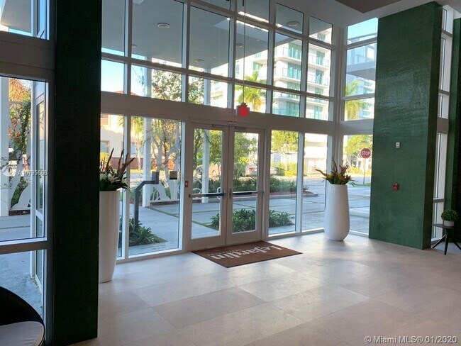 Building Photo - 1150 102nd St