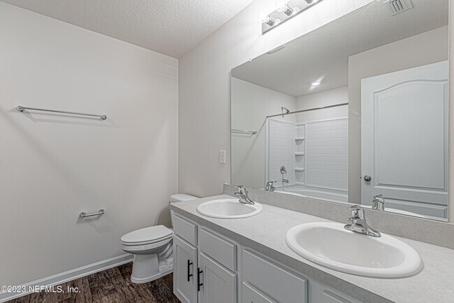 Building Photo - 2058 Garrison Wy