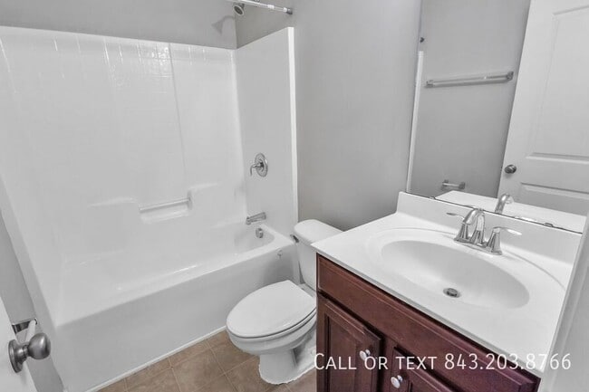 Building Photo - 126 Mayfield Dr