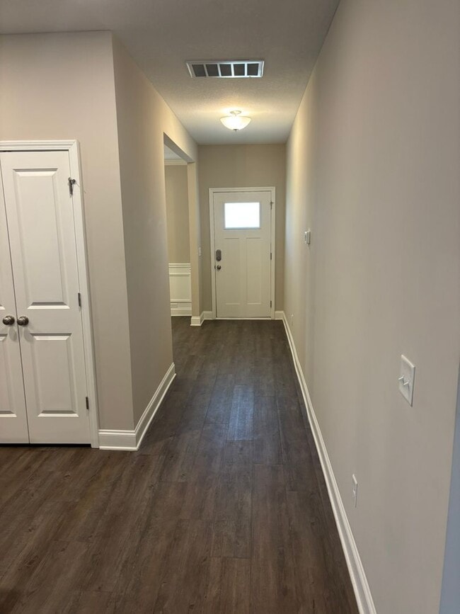 Building Photo - Welcome Home! Located in Lexington Hill Subdivision