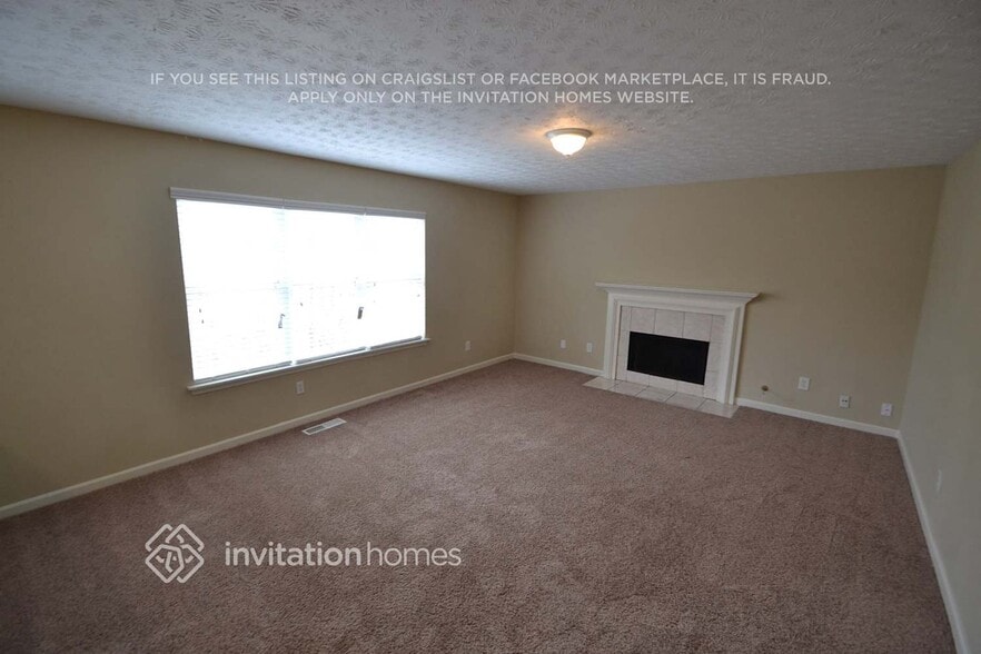 Building Photo - 3774 Hollow Oak Ln