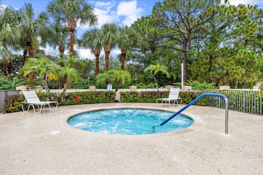 Building Photo - 8155 Carnoustie Pl