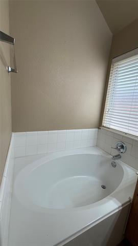 Building Photo - 929 Mesa Vista Dr