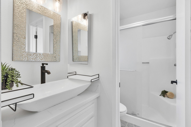 Building Photo - Tranquil Remodeled 2 Bedroom in 55+ Rancho...