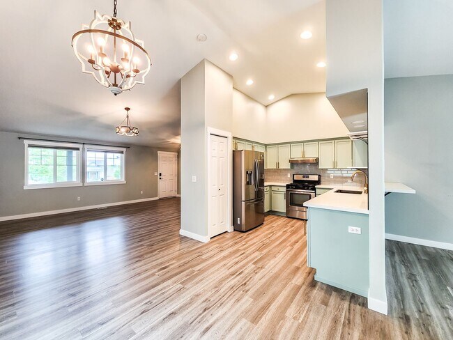 Building Photo - Arlington Rambler - 3bd/2ba