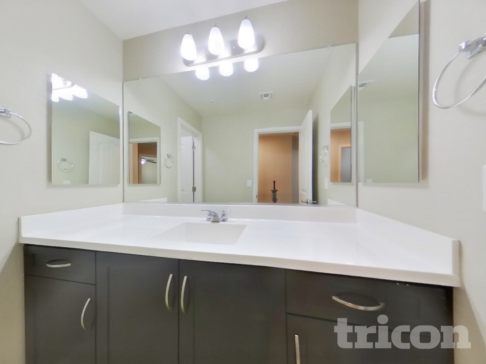 Building Photo - 12584 W Via Dona Rd