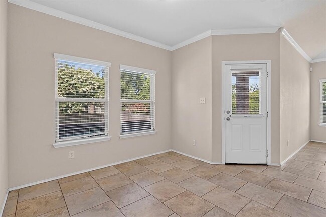 Building Photo - 4601 Chestnut Meadows Bend