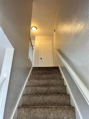 Building Photo - 2705 Wimbledon Ct