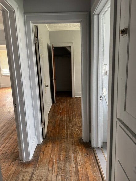 Building Photo - 5378 Maxwell Ave