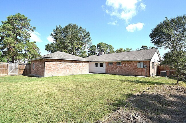 Building Photo - 23331 Birnam Wood Blvd