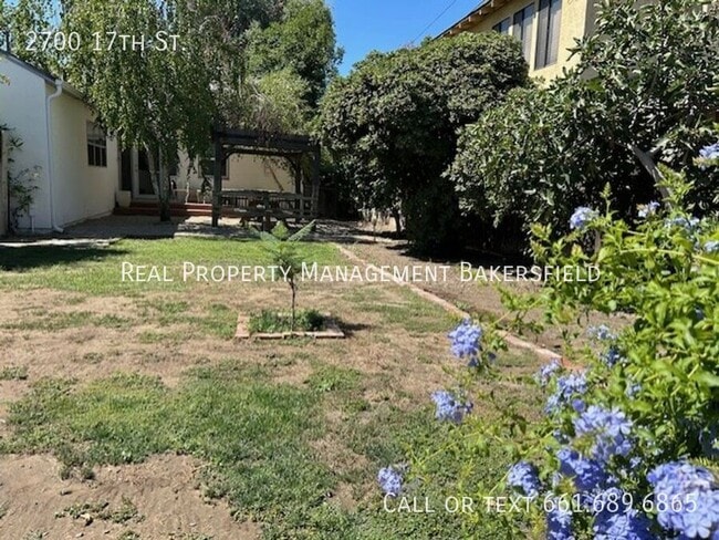 Building Photo - 2700 17th St
