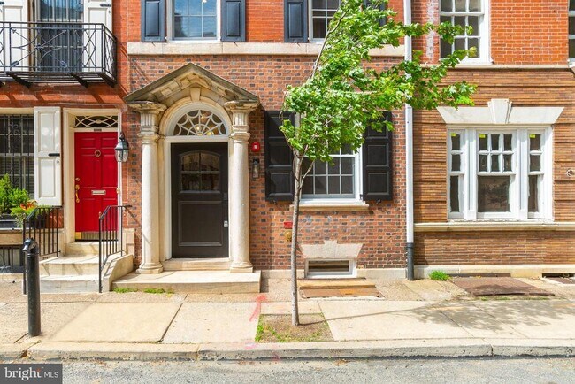 Building Photo - 1707 Rittenhouse Square