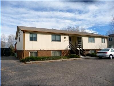 Primary Photo - 1804 Lily Pl