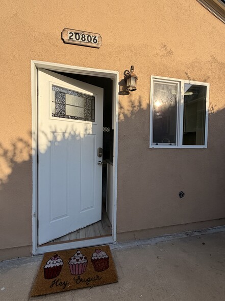 Entrance leading in from long driveway - 20806 Skouras Dr