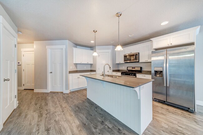 Building Photo - 13124 Tower Ridge Dr