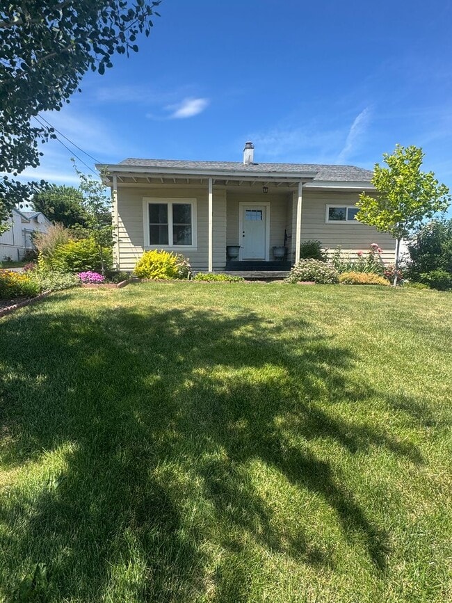 Building Photo - Non-Refundable & Security Deposit Total: $...