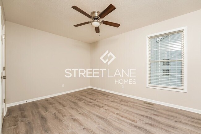 Building Photo - Charming 4 Bedroom in Pickerington!