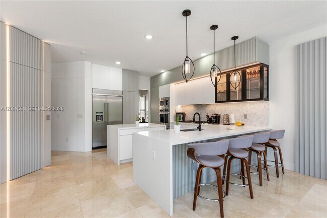 Building Photo - 9529 Eden Roc Ct