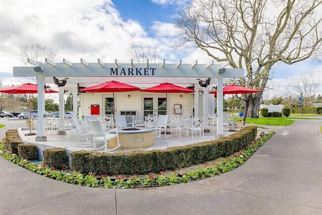 Building Photo - 668 Cottage Dr