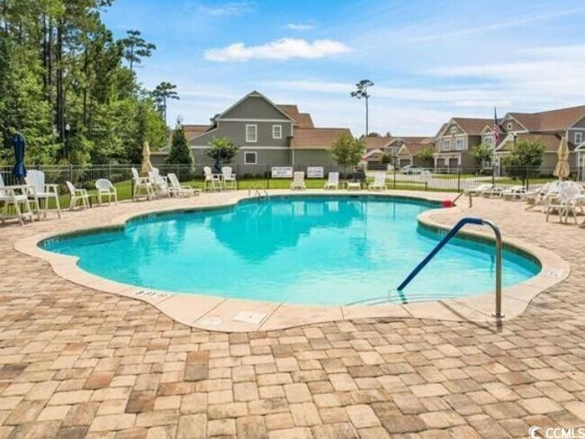 Building Photo - 107 Machrie Loop