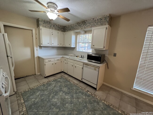 Building Photo - 5050 Sierra Madre Dr