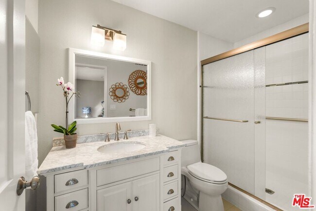 Building Photo - 3194 Rossini Pl