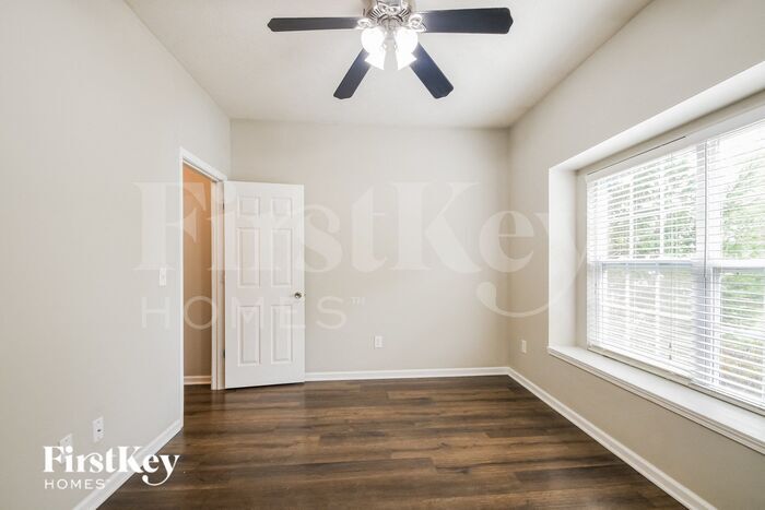 Building Photo - 17062 Black Cherry Ct