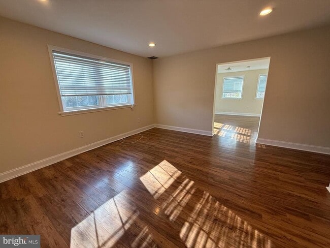 Building Photo - 1859 E Ridge Pike