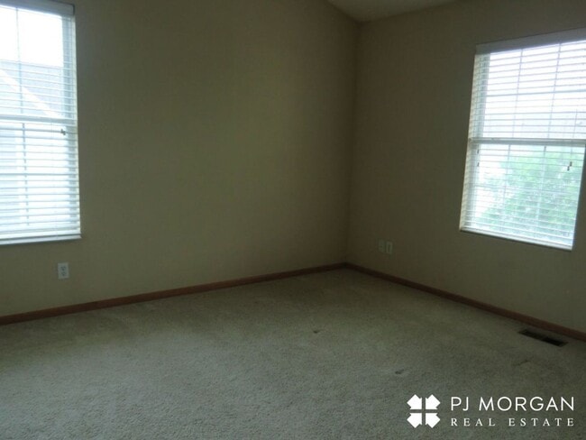 Building Photo - 6778 S 181st Ct