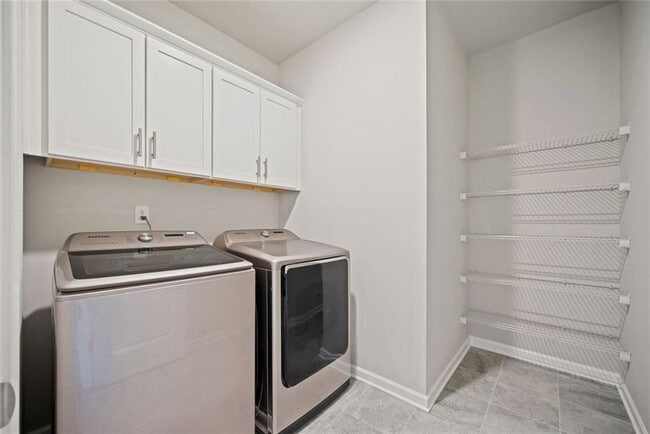 Building Photo - 4333 Water Elm Alley