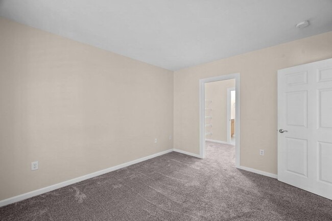 Building Photo - 6 Woodman Way