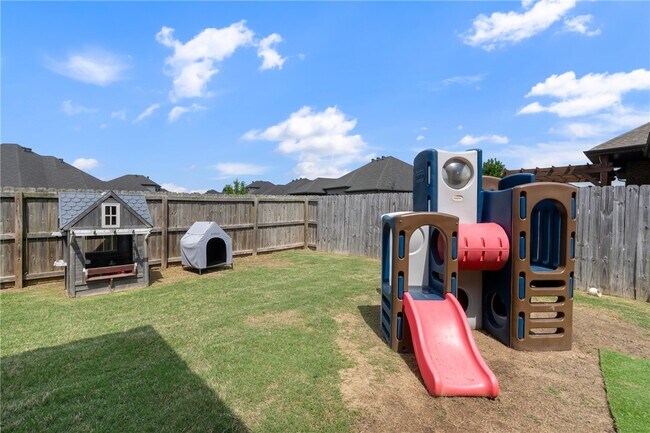 Building Photo - 5702 S 60th Pl