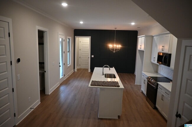 Building Photo - 1811 Kaver Ln