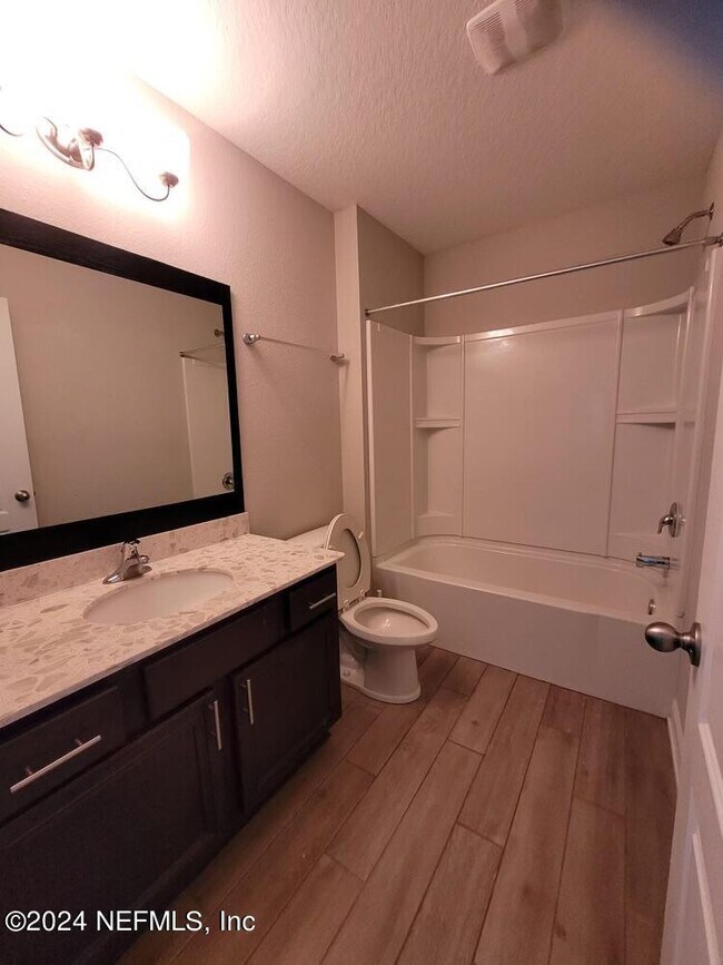 Building Photo - 4860 Red Egret Dr